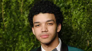 JUSTİCE SMİTH HAYATI VE KİMDİR! Yaşı kaç, doğum yeri neresi?