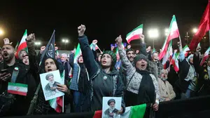 İran Resti Çekti! 'Bu Şart Yoksa Savaş Asla Bitmeyecek'