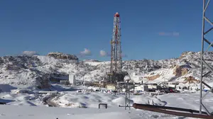 Hürmüz Boğazı Kapandı! Enerji Krizinde Gözler Gabar Petrolünde