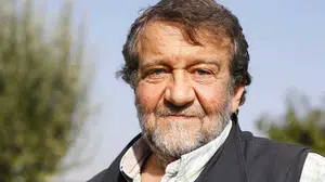 Savaşın ortasında çekilen karelerle dünyaya adını duyurdu: Coşkun Aral!