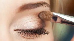 Makyaj nasıl yapılır, makyaj yaparken yapılan hatalar neler, neler yapılmalı?