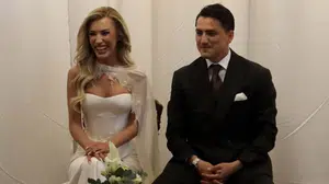 Cengiz Ünder nişanlandı mı, nişanlısı kim? Bilge Yenigül kimdir, kaç yaşında, nereli, ne iş yapıyor?