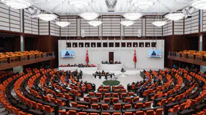 Meclis’ten geçen paket dikkat çekti: Vergi sisteminde kritik değişim!