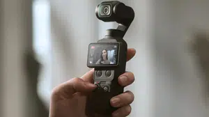 DJI Osmo Pocket 4 sahnede: 4K 240 fps çekim ve dev kamera yükseltmesi!