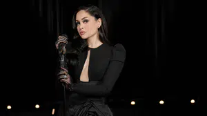 Hüsnü Şenlendirici’nin kızı Naz Şenlendirici ilk projesini paylaştı