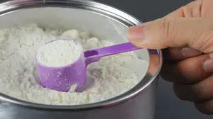 Vakum sesi gelmiyorsa çöpe atın! Ünlü bebek maması markasında fare zehri skandalı