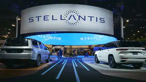 Stellantis Avrupa'daki dört fabrikasını satışa çıkarıyor