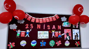 Bakan Kurum’dan 23 Nisan’da deprem bölgesi paylaşımı: “Yepyeni bir okulda, bayramın heyecanı bir başka oluyor”