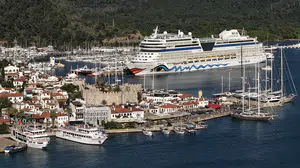 Aida Stella kruvaziyeriyle Marmaris'e 2 bin 500 turist geldi