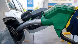 Akaryakıt zamları iptal mi edildi, benzin ve motorine zam gelecek mi, güncel fiyatlar ne kadar?