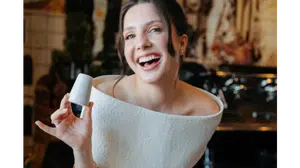 Selena’nın Nazlı’sı gelin oluyor! Dilara Kurtulmuş’u istemeye geldiler: İşte o anlar!