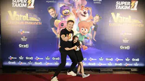 Kral Şakir ve Süper 1 Takım aynı filmde buluştu: Kanyon'da görkemli gala