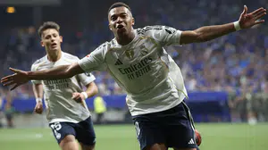 Real Madrid - Real Oviedo maçı saat kaçta, S Sport Plus’ta mı, şifresiz ve canlı nereden izlenir? Canlı yayın detayları!