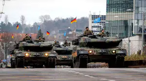 Alman Silahlı Kuvvetlerinden Rheinmetall'e 1 milyar avroyu aşan askeri kamyon siparişi