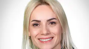 Akçakoca'nın yeni başkan vekili Alev Ünal kimdir? İşte merak edilenler...