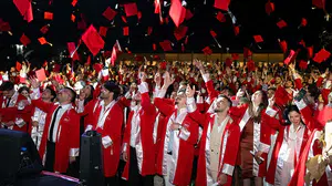Antalya Belek Üniversitesi mezuniyet heyecanı yaşıyor