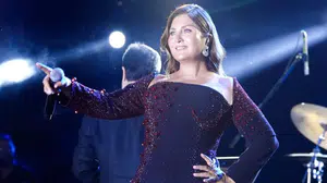 Yavru Vatan'da Sibel Can fırtınası! Binlerce kişi aynı şarkılarda buluştu