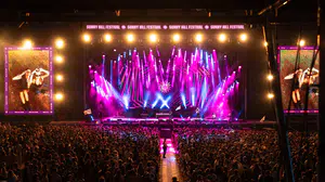 Sunny Hill Festivali 2026 biletler nereden alınır? Festival nerede olacak, kimler sahne alacak, Manifest hangi gün çıkacak?