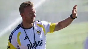 Dirk Kuyt’tan itiraf: 'İki maçta da iyiydik ama biz mükemmeli arıyoruz'