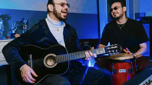 Maderzat yeni şarkısı Rimel (Afro Rework)'ü dinleyiciye sundu