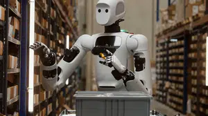 İnsansı robotlar 'robot okullarında' iş yaşamına hazırlanıyor
