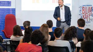Sabancı Üniversitesi Bilim Kafe'de nanoteknoloji ve sürdürülebilirlik ele alındı