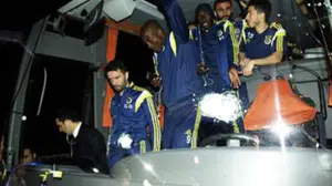 Fenerbahçe otobüsüne kim saldırdı? Kaç kişi yaralandı, saldırı ne zaman oldu?