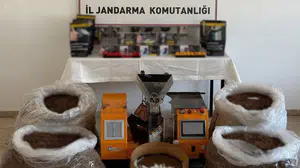 Antalya'da kaçak tütün operasyonu: 280 kilogram tütün ele geçirildi