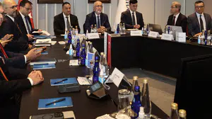 Halkbank üçüncü halka arzı için yatırımcılarla buluştu