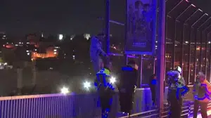 Haliç Köprüsü'nde intihar girişiminde bulunan şahıs ikna edildi