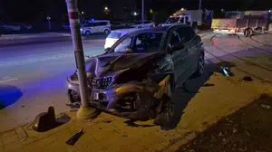 Eskişehir'de kavşakta iki araç çarpıştı: 3 yaralı