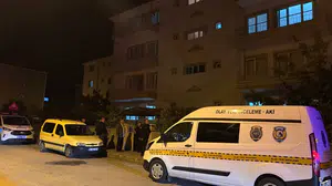 Erzincan'da 4. kattan düşen kadın hastanede hayatını kaybetti
