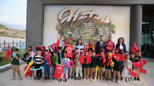 Hatay'da minik öğrenciler Gastronomievi'nde Cumhuriyet coşkusunu yaşadı