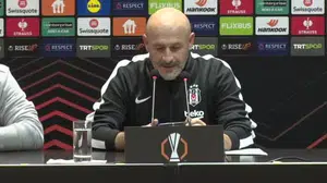 Vincenzo Italiano: "İyi bir takıma karşı oynadık ve önemli bir puan aldık"