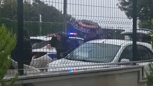 Avcılar'da okul önündeki trafik tartışmasında bekçi bir veliyi vurdu