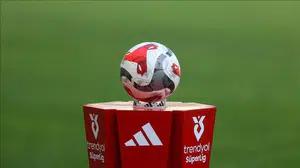 Süper Lig'de nefesler tutuldu: İşte 10. haftanın merakla beklenen maç takvimi