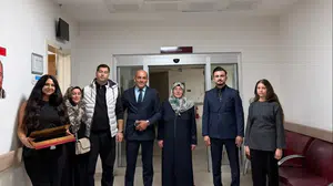 Tercan'da Hasta Hakları Günü kapsamında hastanede tedavi gören hastalar ziyaret edildi