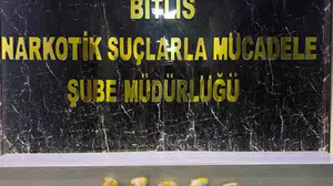 Tatvan'da durdurulan araçta 2 kilo 914 gram metamfetamin ele geçirildi