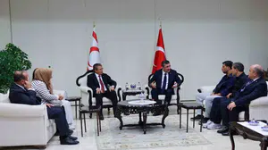 Cumhurbaşkanı Yardımcısı Yılmaz, Filo Jet faciasında kaybolanların yakınlarıyla bir araya geldi