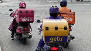 Ankara'da motokuryeler düşen paket ücretlerine karşı 29 Ekim'de toplanıyor