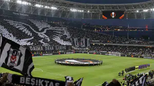 Beşiktaş ve Crystal Palace düellosu Ada basınında: Olaitan manşetleri süsledi!