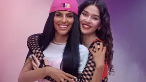 Müzik dünyasının yeni kız grubu RESET ilk şarkıları Pembe Rüya'yı yayımladı