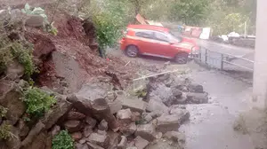 Karadeniz Ereğli’de şiddetli yağış hasara yol açtı