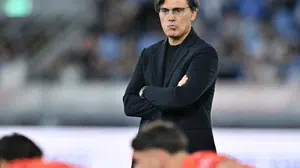 Vincenzo Montella istifa etti mi? Milli takım taraftarları neden tepki gösterdi, İtalya maçında ne yaşandı?