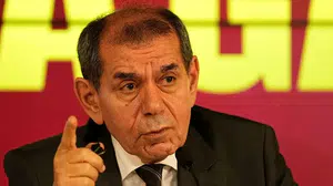Galatasaray'da kritik derbi zirvesi: Dursun Özbek'ten Kemerburgaz çıkarması
