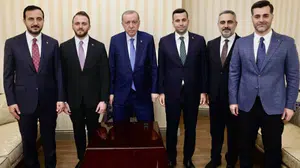 Cumhurbaşkanı Erdoğan Üsküdar ve Ataşehir belediye başkan vekillerini kabul etti