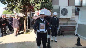 Burhaniye’nin acı günü: Emniyet teşkilatının emektar ismi son yolculuğuna uğurlandı