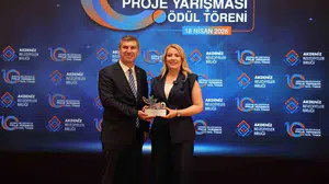 Merkezefendi’nin bilim vizyonuna Akdeniz’den büyük ödül: Başkan Doğan çifte başarıyla döndü