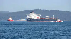 Çanakkale Boğazı'nda dev tanker alarmı: Trafik kademeli olarak normale dönüyor