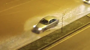 Sokaklar adeta nehre döndü! Adana’da sağanak sonrası korkutan manzaralar